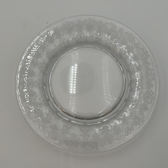 Vesta Clear Luncheon Plate by Glastonbury Lotus- set of 4 - Picture 9 of 16